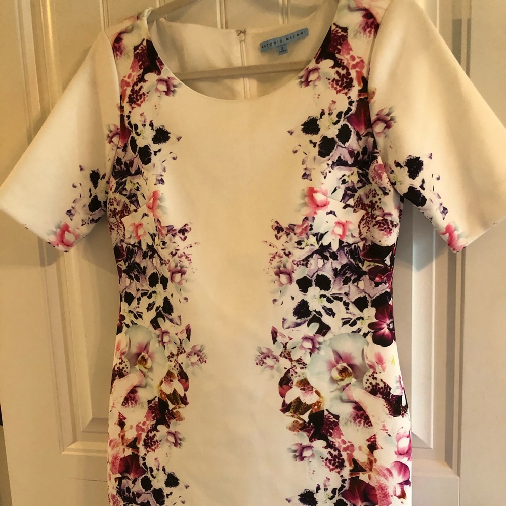 BRAND NEW impeccable floral and white dress size2